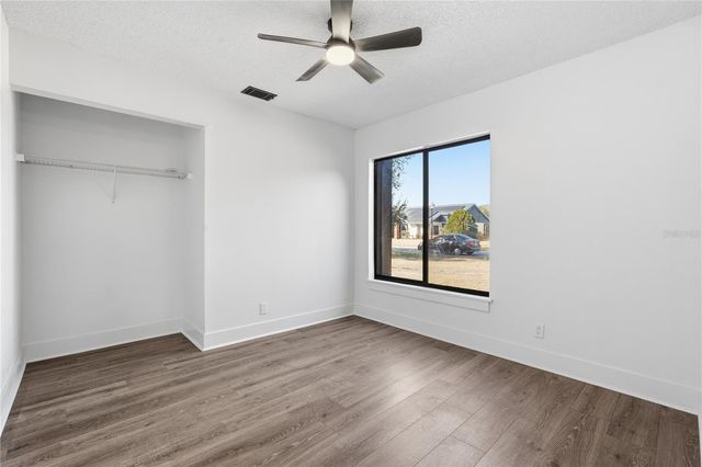 811 E FLAG LANE, Kissimmee, FL 34759