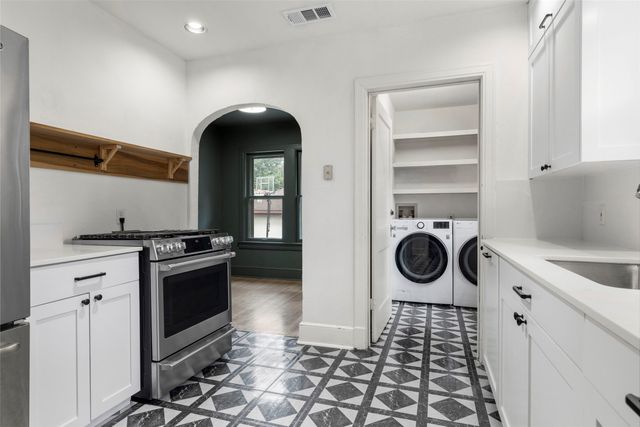 2803 Cain Boulevard, Dallas, TX 75211