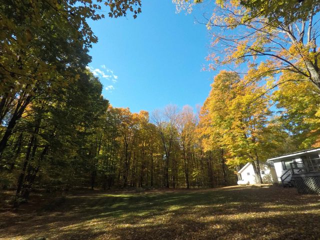 7841 W 28 Road, Slagle Twp, MI 49638