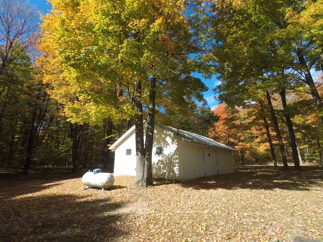 7841 W 28 Road, Slagle Twp, MI 49638