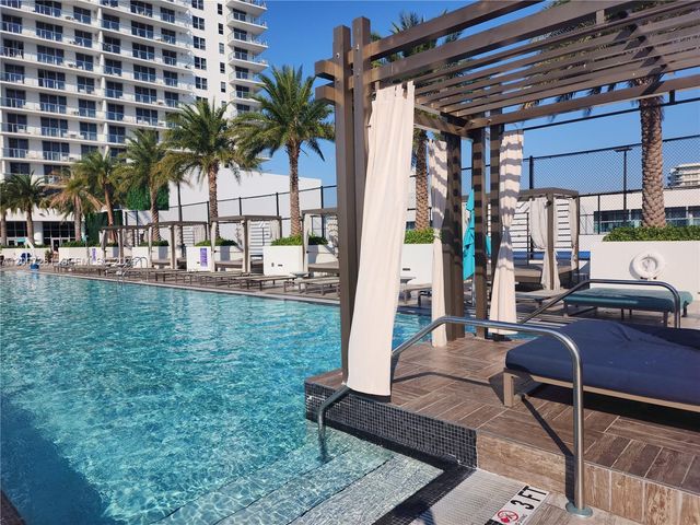 4010 S Ocean Drive R2905, Hollywood, FL 33019