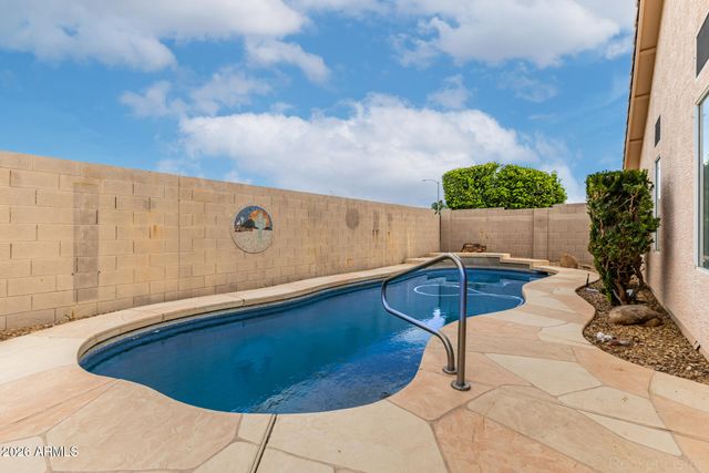 16243 N OACHS Drive, Surprise, AZ 85374