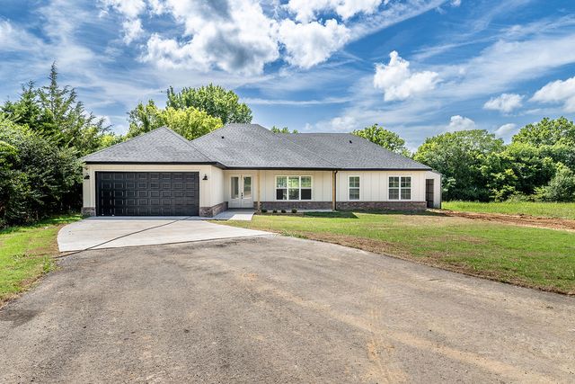 295 Oak Knoll Drive, Fayetteville, AR 72701