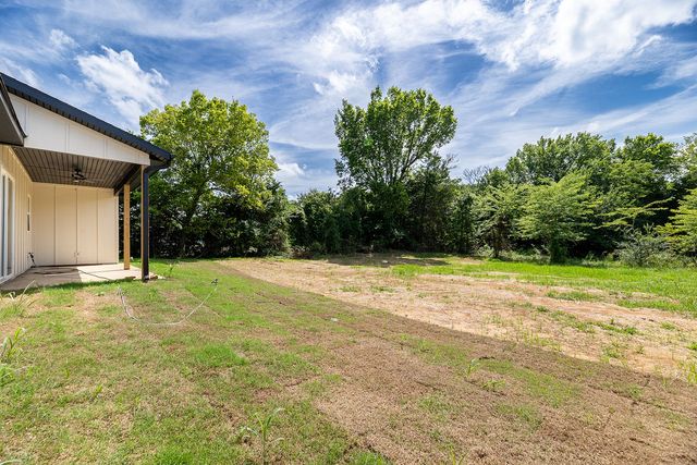 295 Oak Knoll Drive, Fayetteville, AR 72701