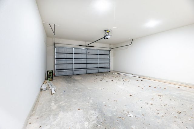 295 Oak Knoll Drive, Fayetteville, AR 72701