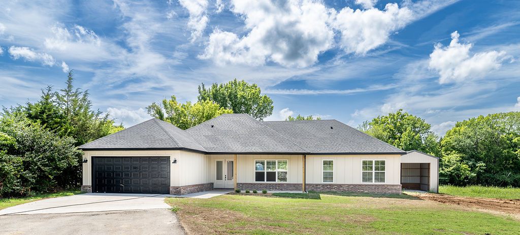 295 Oak Knoll Drive, Fayetteville, AR 72701