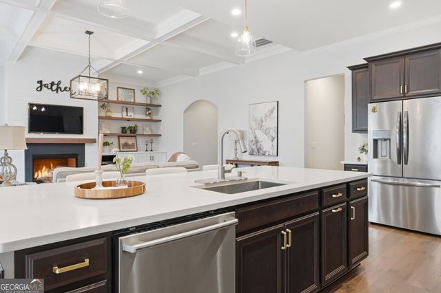 539 Edgewater Drive, Canton, GA 30115