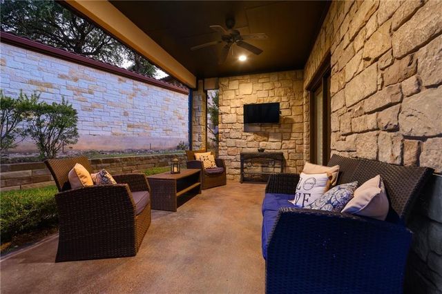 110 Oak Glen CV, Austin, TX 78734