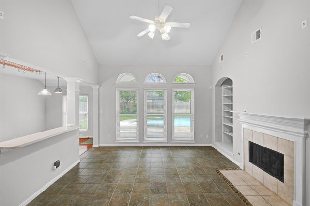 1293 Ocean Manor Lane, League City, TX 77573