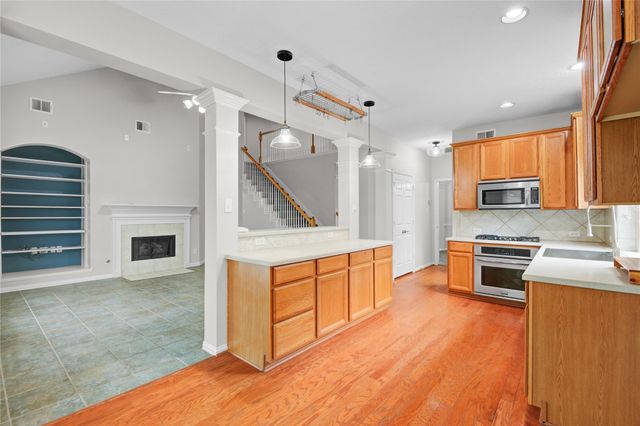 1293 Ocean Manor Lane, League City, TX 77573