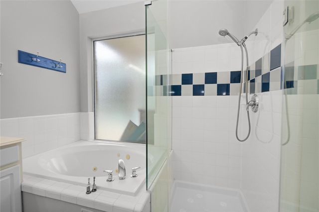 1293 Ocean Manor Lane, League City, TX 77573