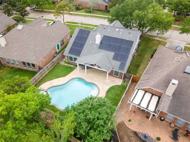 1293 Ocean Manor Lane, League City, TX 77573