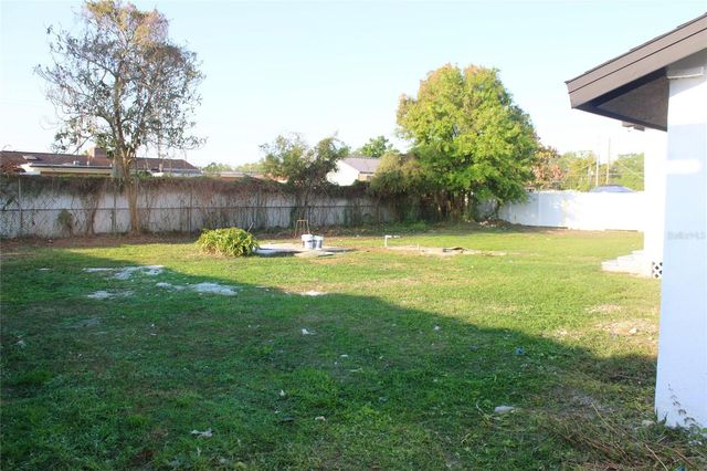 2708 W ELM STREET, Tampa, FL 33614