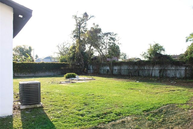 2708 W ELM STREET, Tampa, FL 33614