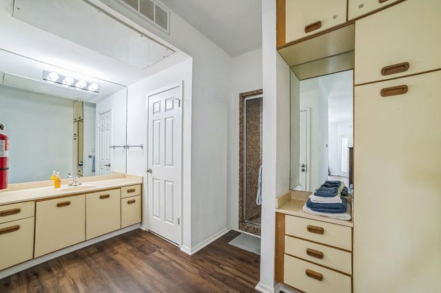 1 Crystal Springs Court CT H, The Hills, TX 78738