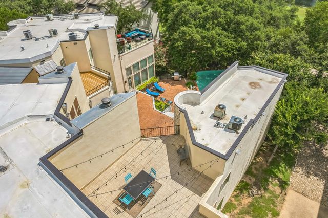1 Crystal Springs Court CT H, The Hills, TX 78738