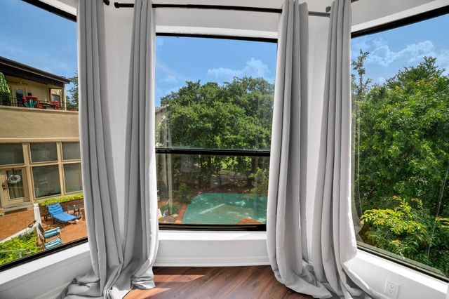 1 Crystal Springs Court CT H, The Hills, TX 78738