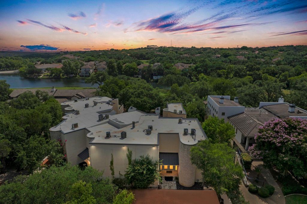 1 Crystal Springs Court CT H, The Hills, TX 78738