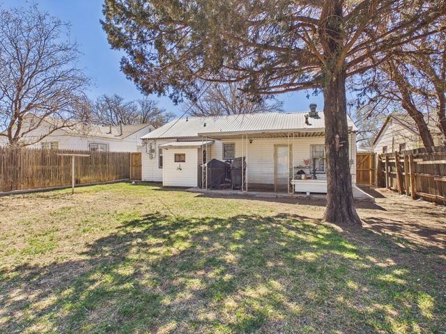 2016 41st Street, Lubbock, TX 79412