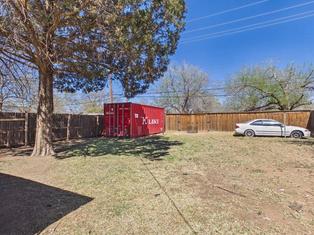 2016 41st Street, Lubbock, TX 79412