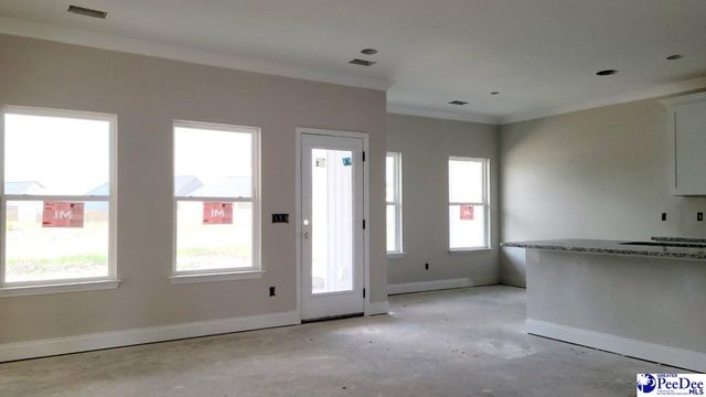 1039 Wessex, Florence, SC 29501