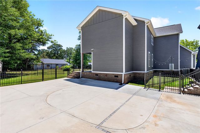 204 A Wilkins Street, Greenville, SC 29605