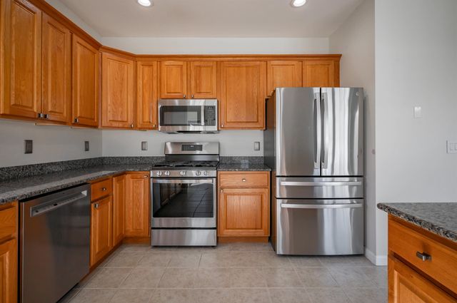 2 Usher Lane, Merrimack, NH 03054