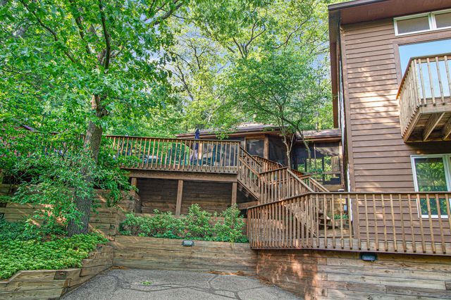 107 S Merrivale Avenue, Beverly Shores, IN 46301