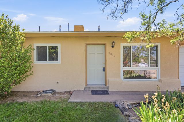 11016 Morris Court NE, Albuquerque, NM 87112