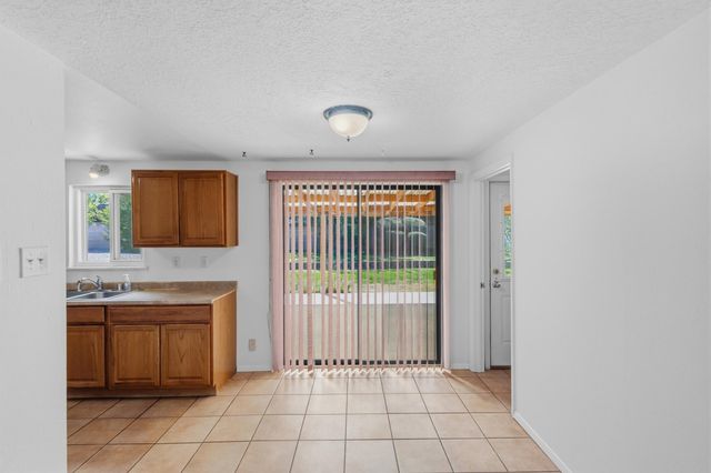 11016 Morris Court NE, Albuquerque, NM 87112