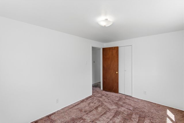 11016 Morris Court NE, Albuquerque, NM 87112