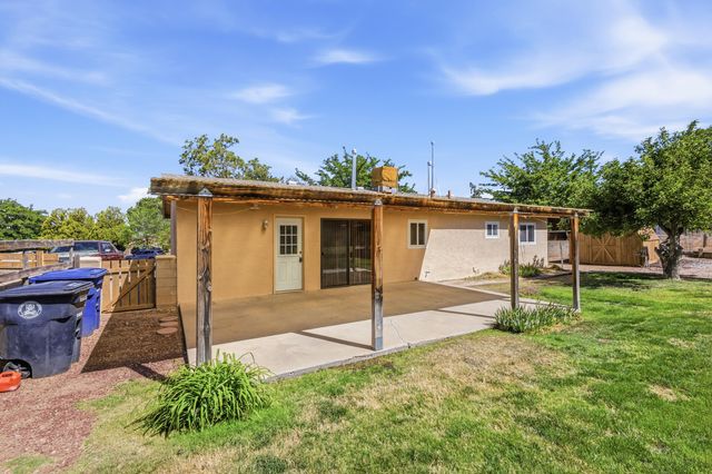 11016 Morris Court NE, Albuquerque, NM 87112