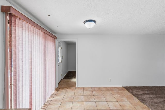 11016 Morris Court NE, Albuquerque, NM 87112