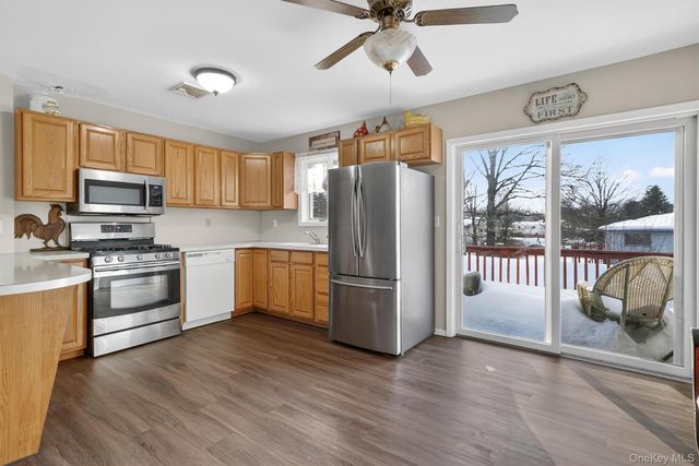 25 Beech Street, Nanuet, NY 10954