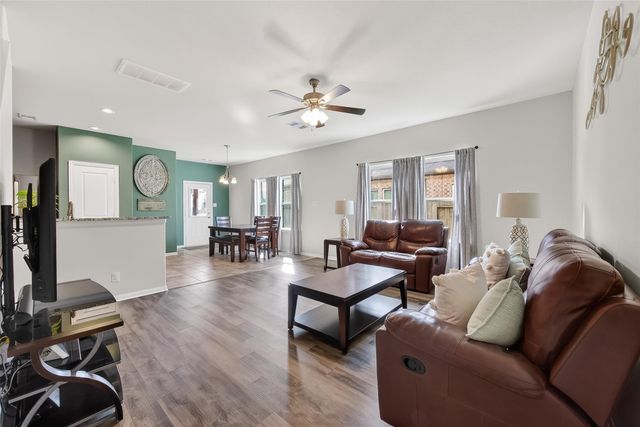 8630 Willet Street, Baytown, TX 77521