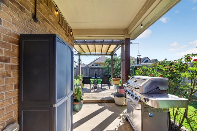 8630 Willet Street, Baytown, TX 77521