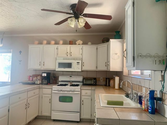 608 W Allen Avenue, Estancia, NM 87016