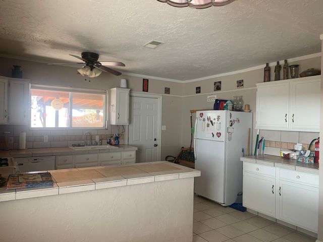 608 W Allen Avenue, Estancia, NM 87016