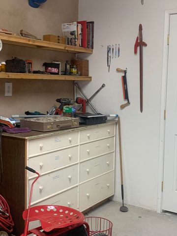 608 W Allen Avenue, Estancia, NM 87016