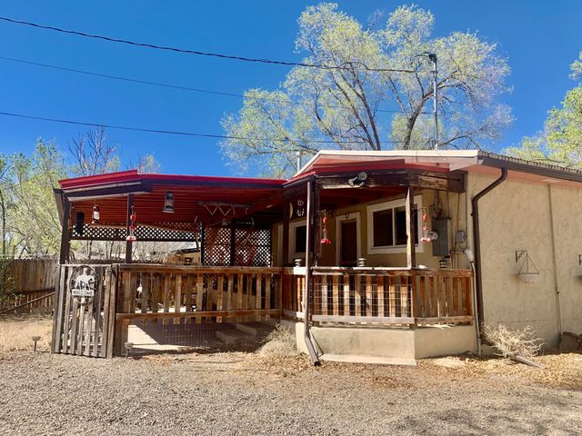 608 W Allen Avenue, Estancia, NM 87016