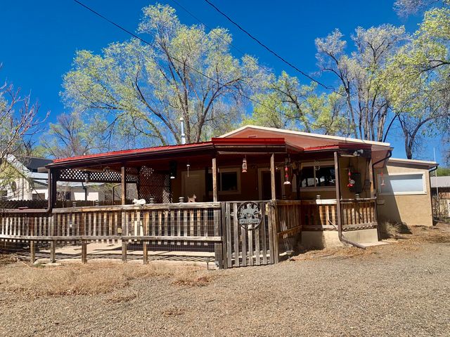 608 W Allen Avenue, Estancia, NM 87016
