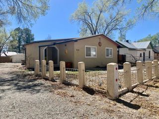 608 W Allen Avenue, Estancia, NM 87016