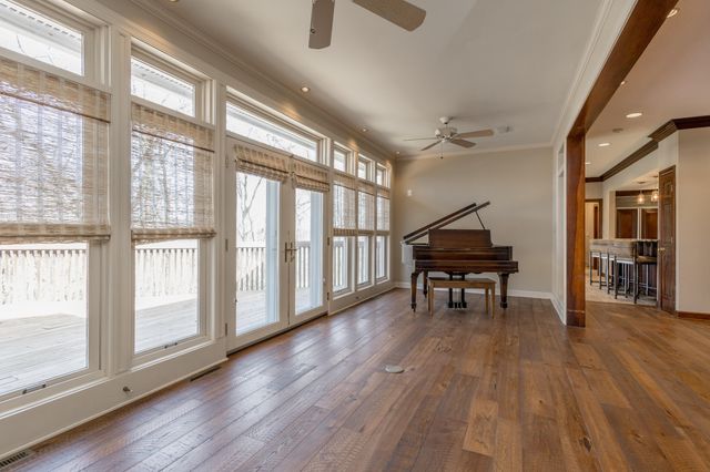 841 S ROUTE UU, Columbia, MO 65203