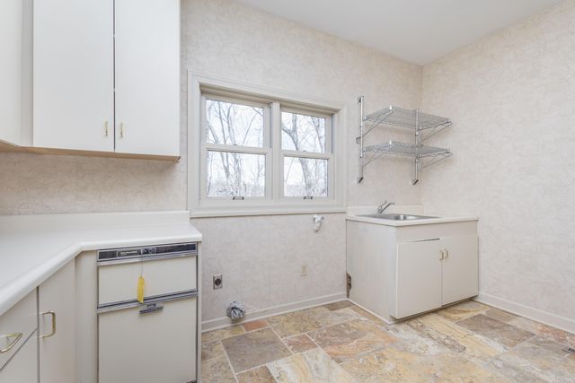 841 S ROUTE UU, Columbia, MO 65203