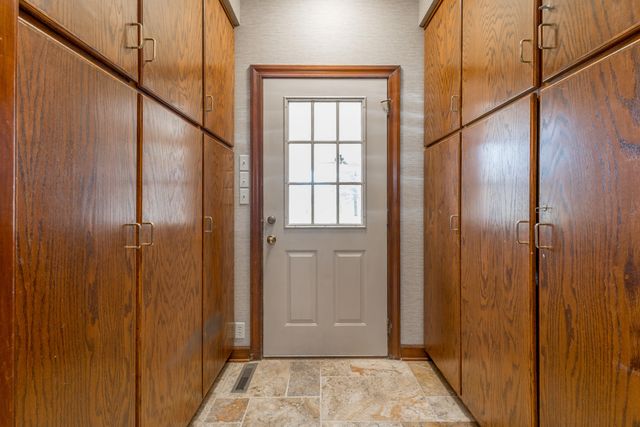 841 S ROUTE UU, Columbia, MO 65203