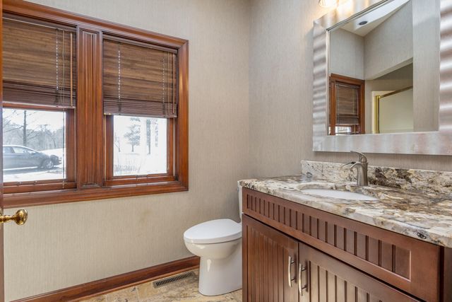 841 S ROUTE UU, Columbia, MO 65203