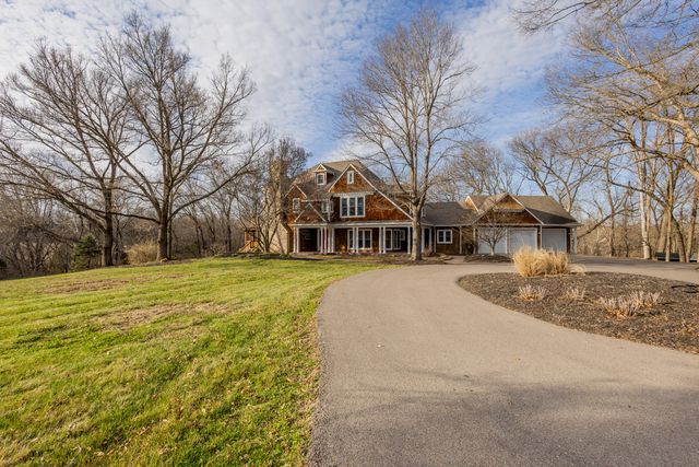 841 S ROUTE UU, Columbia, MO 65203