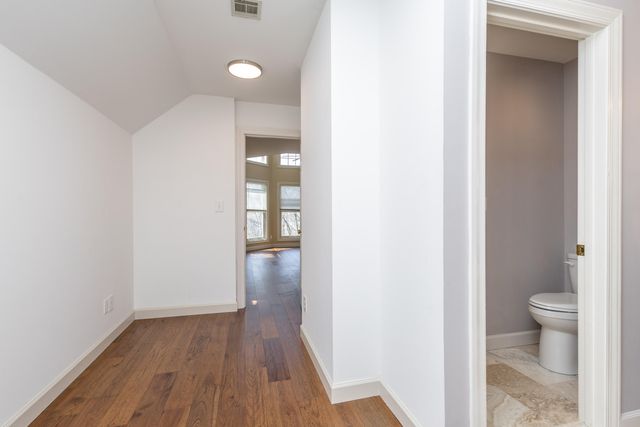 841 S ROUTE UU, Columbia, MO 65203