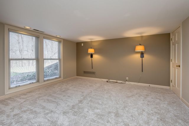 841 S ROUTE UU, Columbia, MO 65203