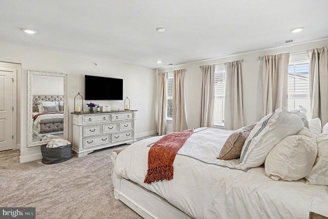 744 ORE ST, Phoenixville, PA 19460